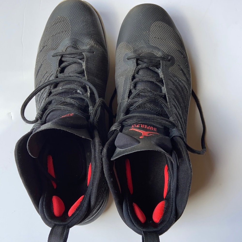 Nike Jordan super fly sneakers